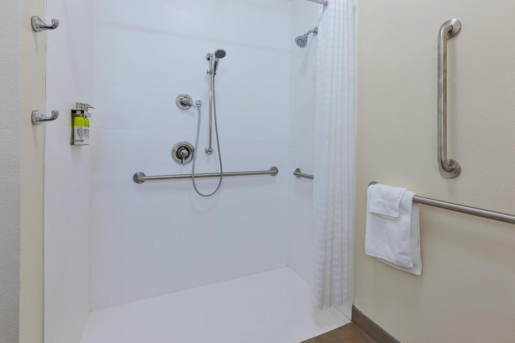 Candlewood Suites Louisville - Ne Downtown Area By Ihg Bagian luar foto