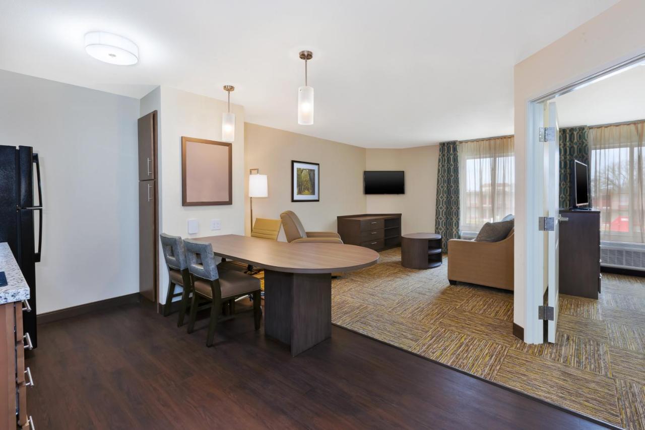 Candlewood Suites Louisville - Ne Downtown Area By Ihg Bagian luar foto