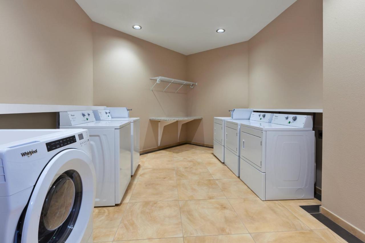 Candlewood Suites Louisville - Ne Downtown Area By Ihg Bagian luar foto